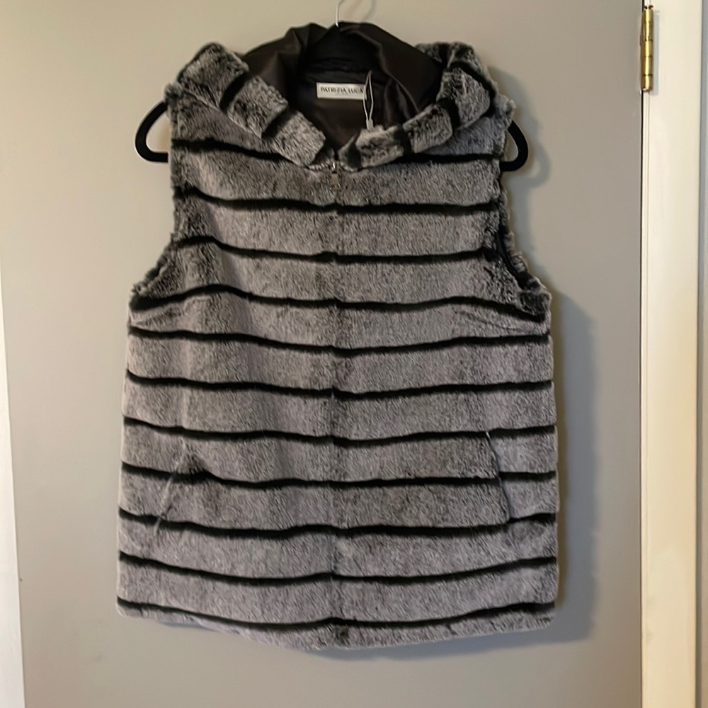 Patrizia Luca Milano faux fur hooded vest black and grey